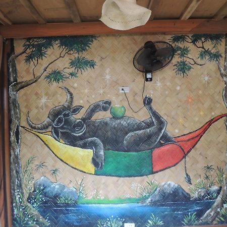 Swinging Carabao Hostel Эль-Нидо Экстерьер фото