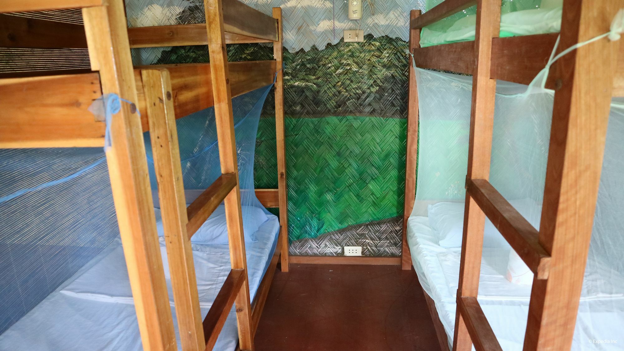 Swinging Carabao Hostel Эль-Нидо Экстерьер фото